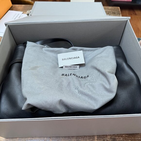 PRISTINE: BALENCIAGA LARGE RODEO BAG - BLACK WITH GOLD HARDWARE - Picture 13 of 13